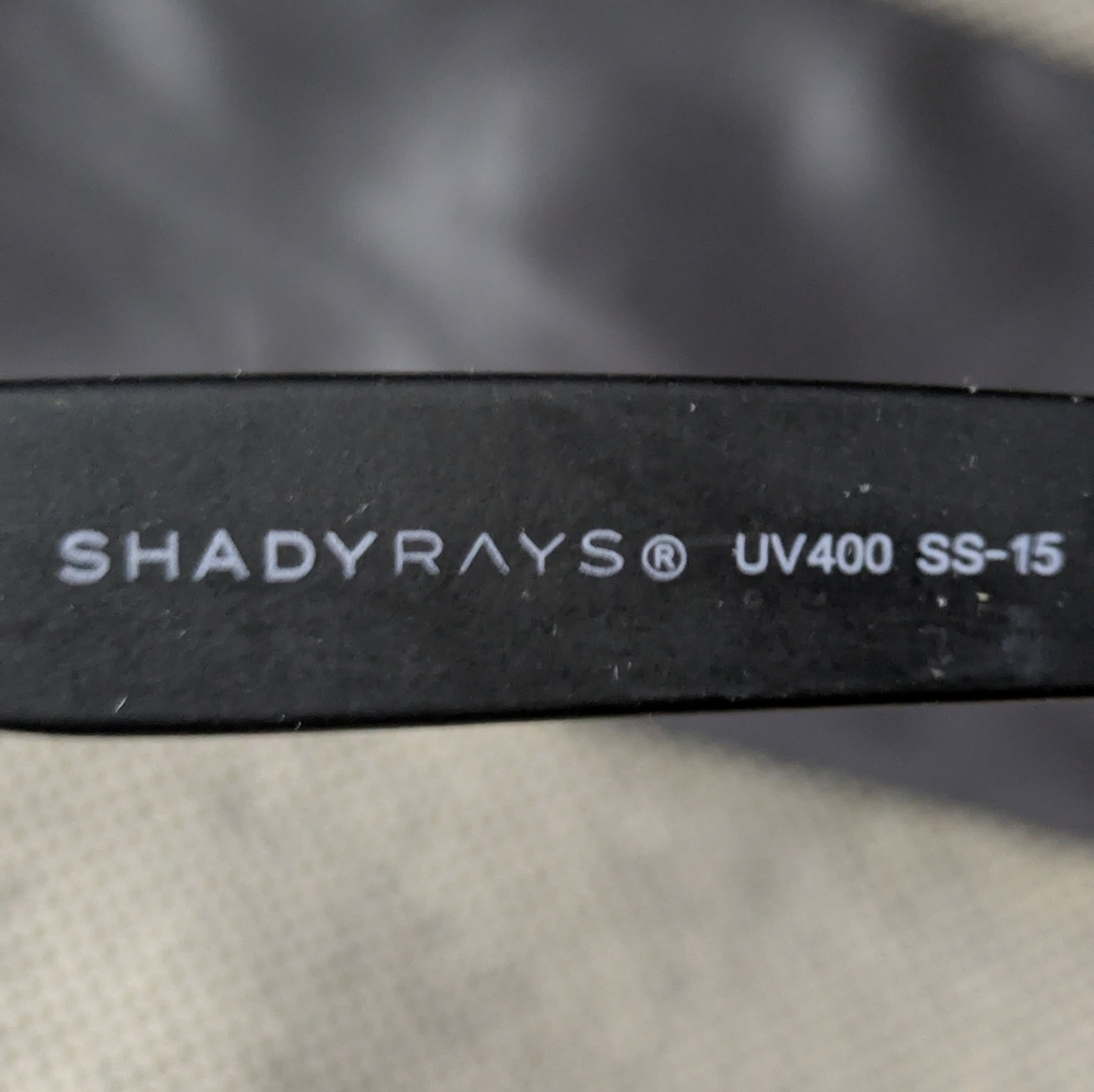 Shady Rays Polarized UV 400Black Sunglasses with Nylon Case - Picture 6 of 11